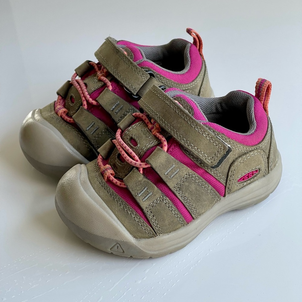 KEEN Toddlers’ Newport Shoe - Toddler Size 6 Gray / Very Berry